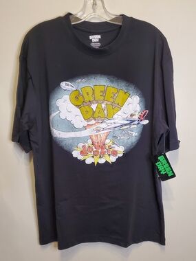 371. NWT - Green Day Dookie Graphic Band Tee